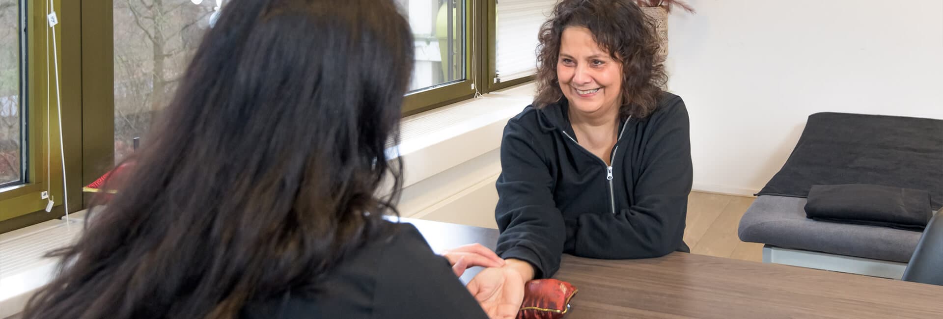 Contact met Báiyù lán